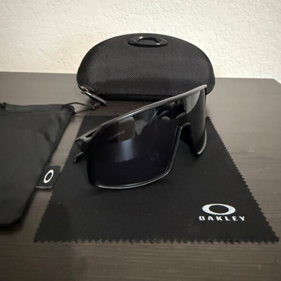 OO9406  Oakley SUTRO Black Matte Frame Silver Icons - Picture 9 of 9